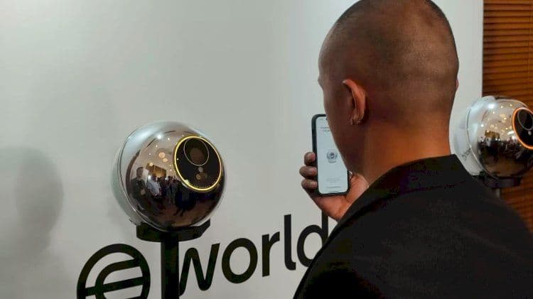 world coin di indonesia dibekukan