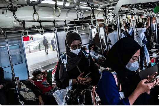 Pelecahan Seksual di KRL Bisa Diblacklist