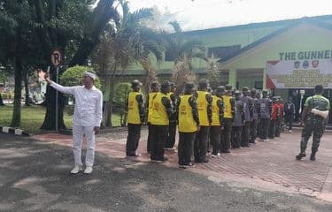 dedi mulyadi bawa anak nakal pelajar ke barak militer